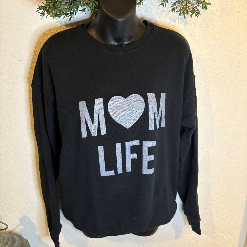 Womens MOM sweatshirt M